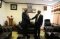 Le Directeur, le Dr Bouh, fait ses adieux au Général Samson J. Mwathethe après des discussions fructueuses le 21 août 2019.
