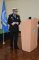 يلقي كبير مستشاري شرطة الايساف نائب المراقب العام بيارن أسشولم كلمته خلال حفل افتتاح الدورة التدريبية في إمباكاسي، نيروبي.