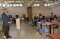 احد المدربين/ المعلمين الدوليين يقدم عرضة للمشاركين في احدى الجلسات في 17 مايو 2021 في عنتيبي، اوغندا